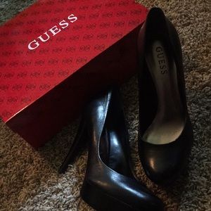 Guess Adriena 2 Black Leather Platform Pumps